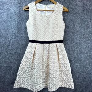 Erin Fetherston Dress 4 White Gold Pleated Metallic Classy Career Chic Luxe
